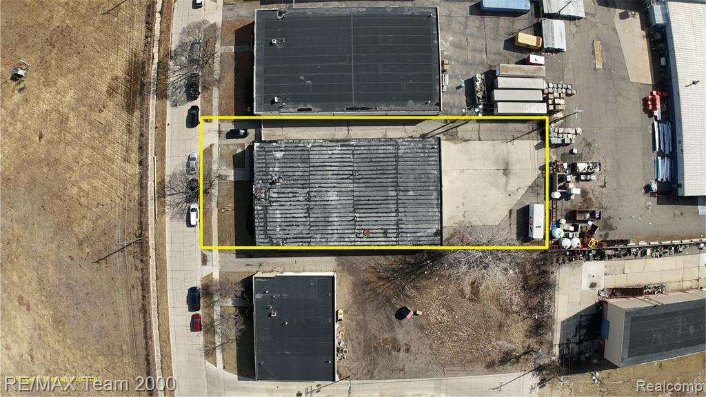 main property photo 9