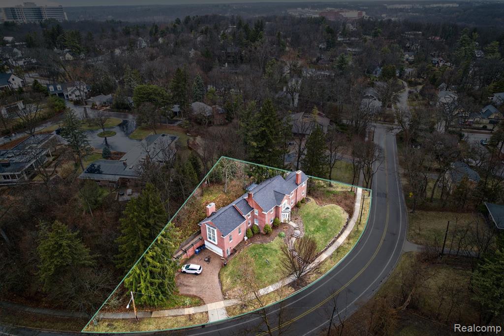main property photo 61