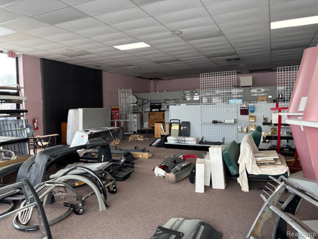 main property photo 8