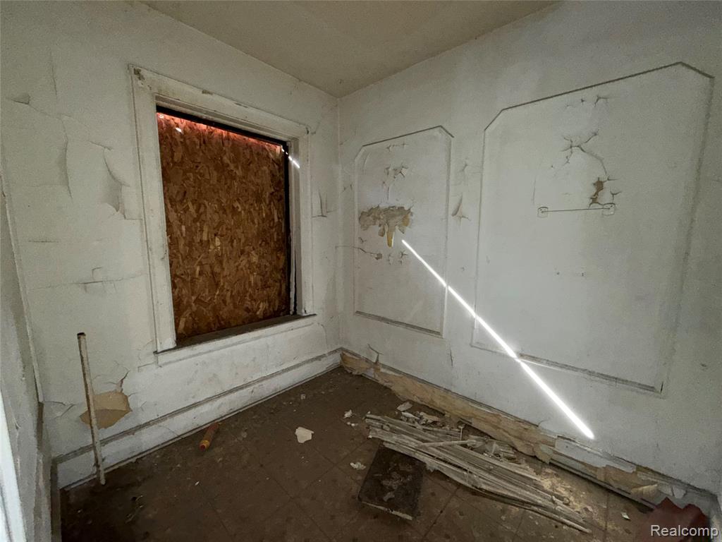 main property photo 61
