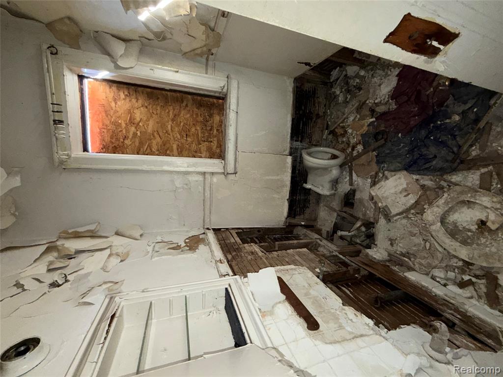 main property photo 69