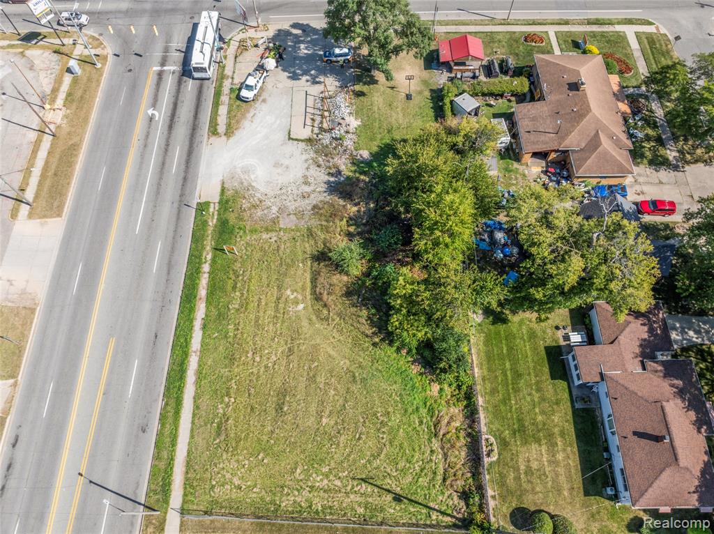 main property photo 4