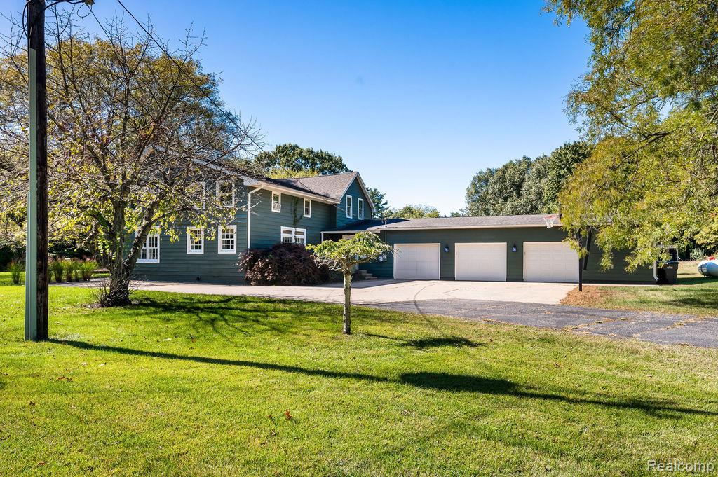 main property photo 0