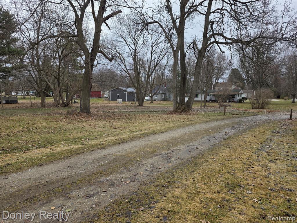 main property photo 19