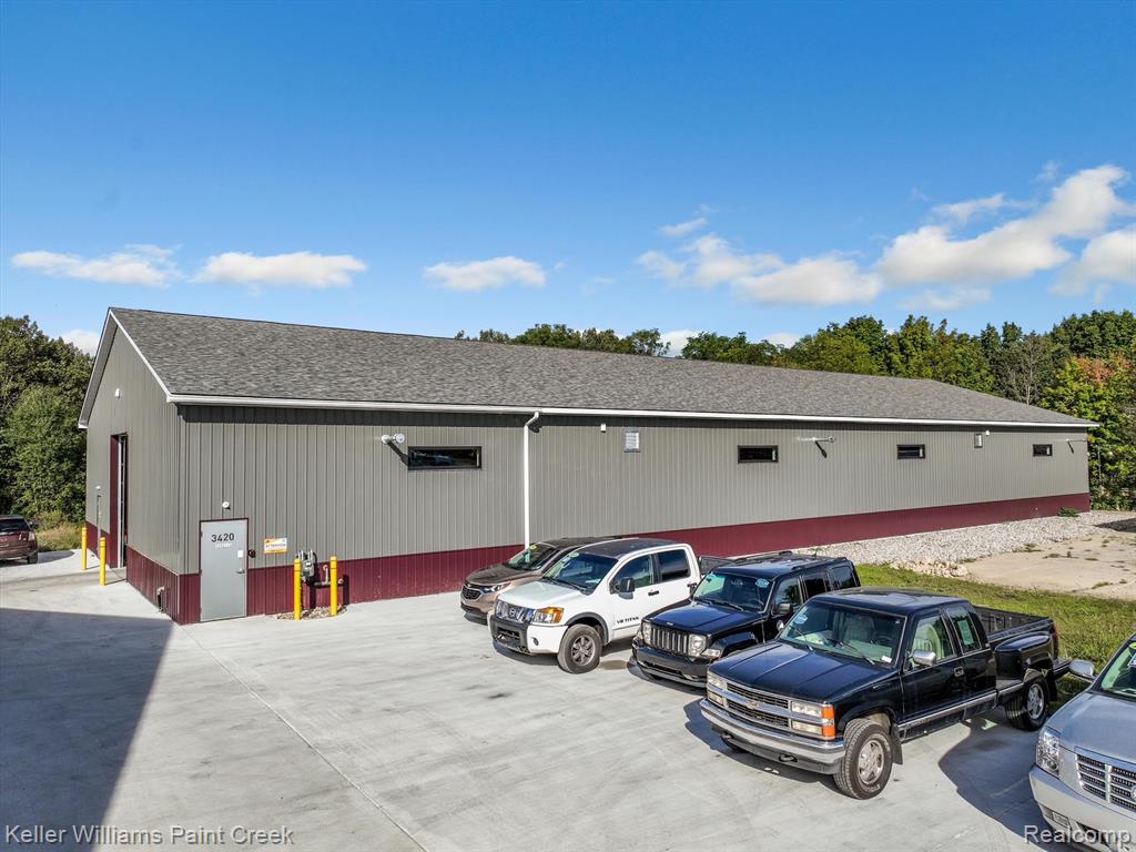main property photo 6