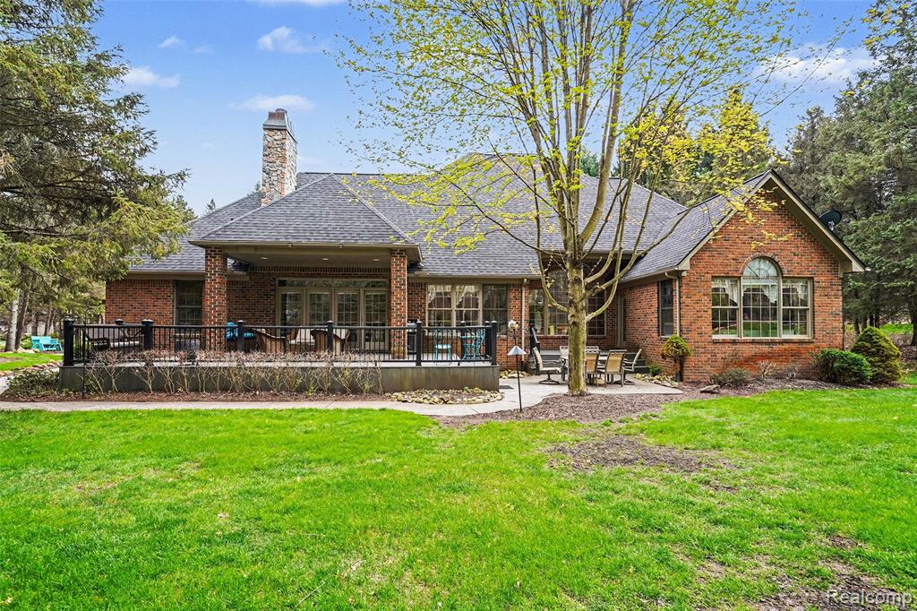 main property photo 41