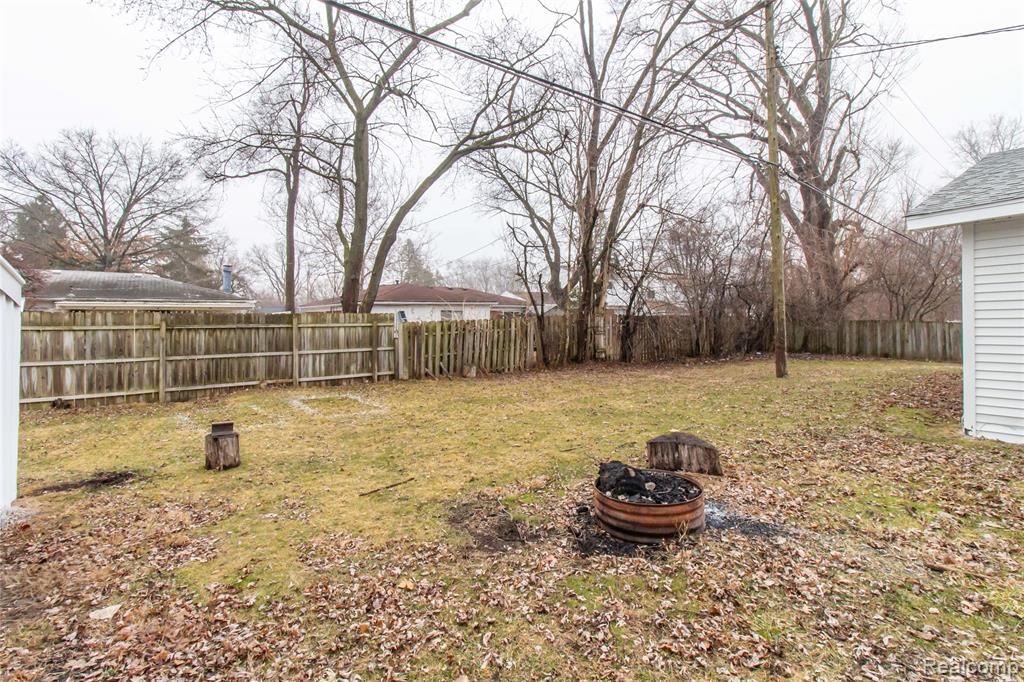 main property photo 59