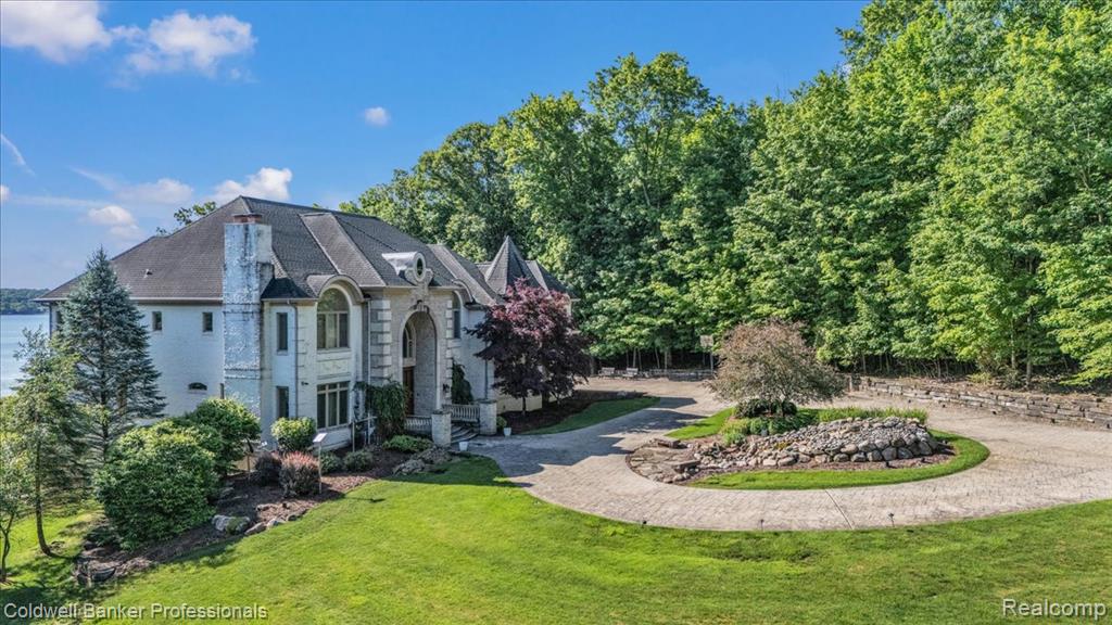 main property photo 66