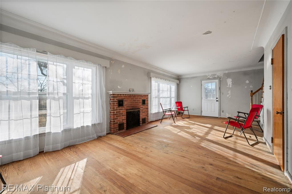 main property photo 26