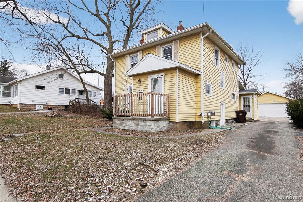 main property photo 2