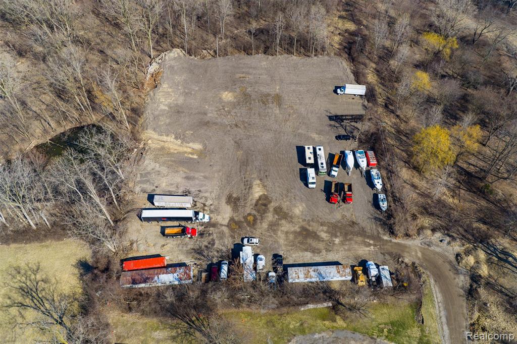 main property photo 10