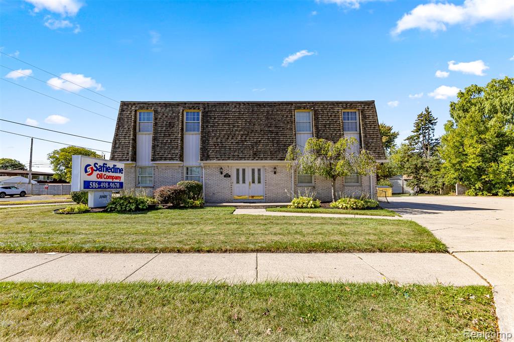 main property photo 43
