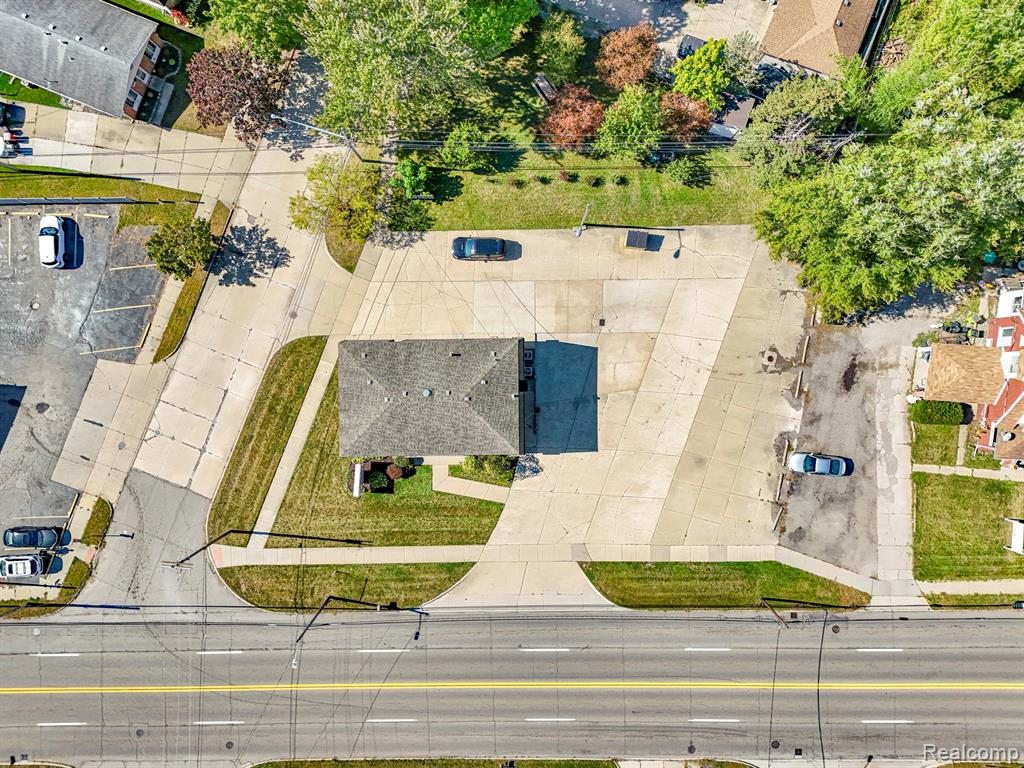 main property photo 47