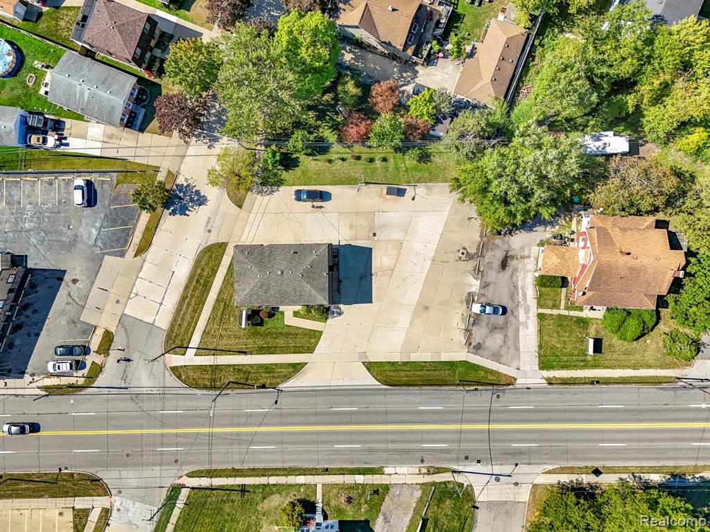 main property photo 48