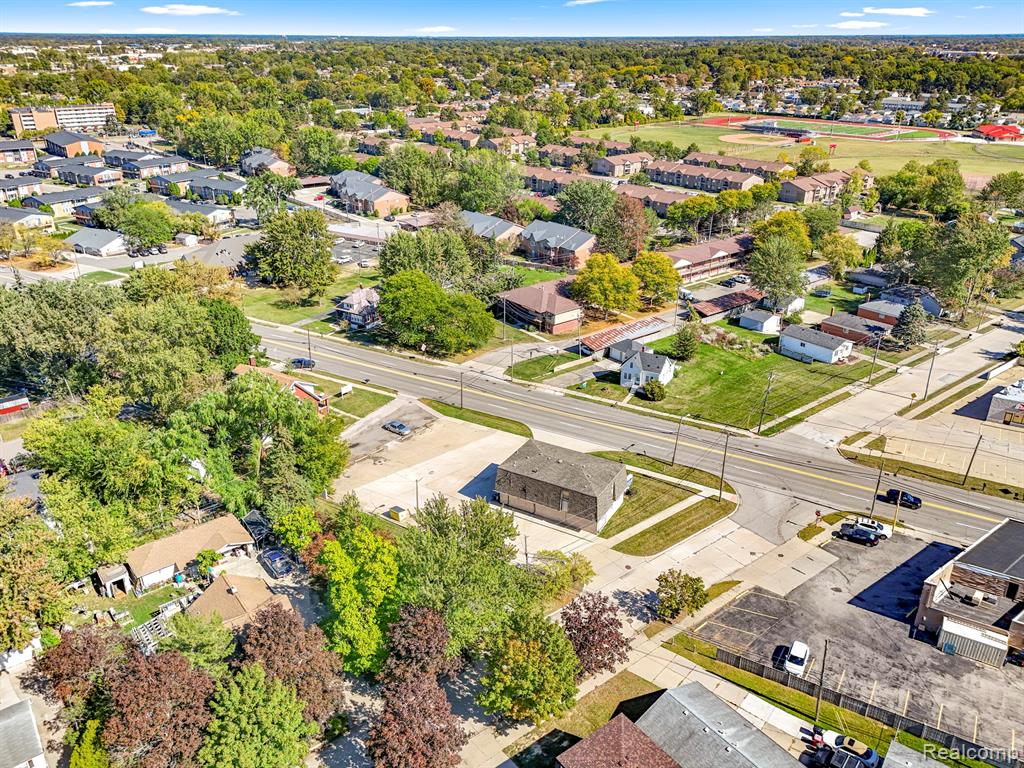 main property photo 49