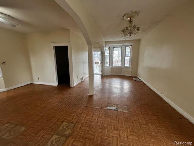 property viewer photo 3