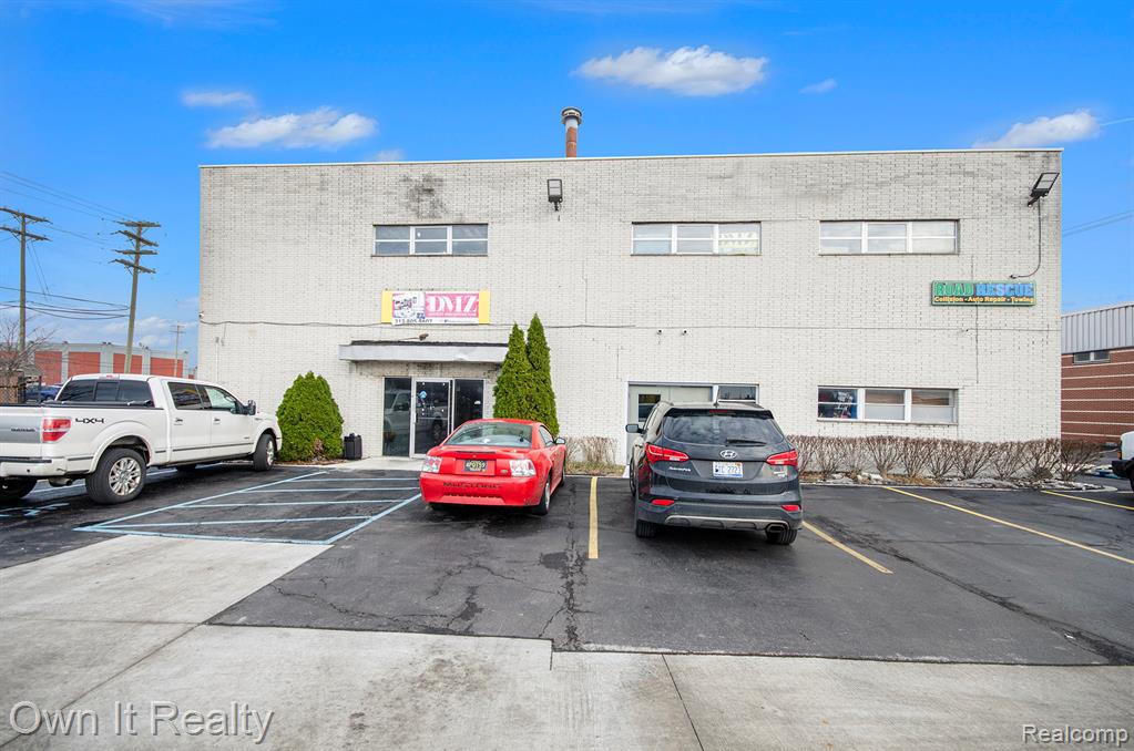 main property photo 20