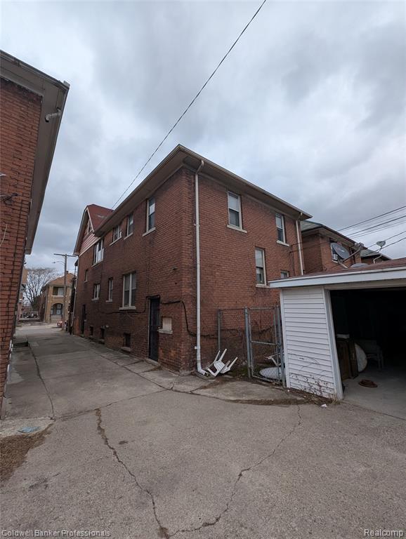 main property photo 3