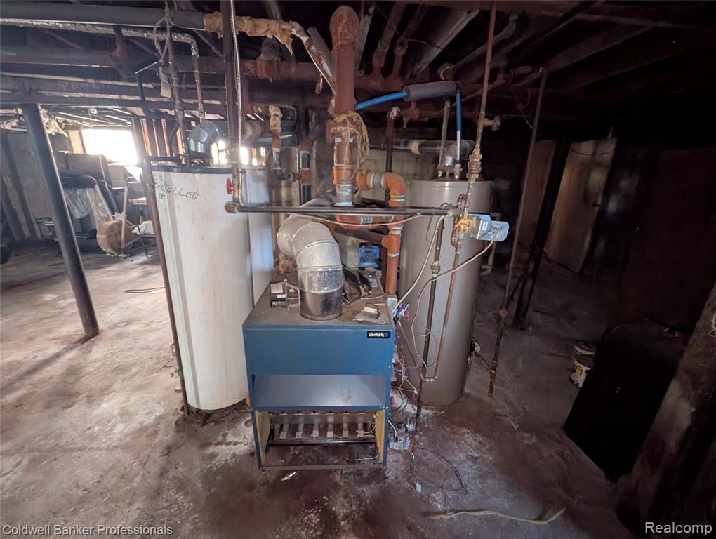 main property photo 38