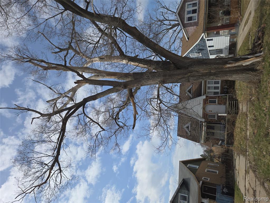 main property photo 49