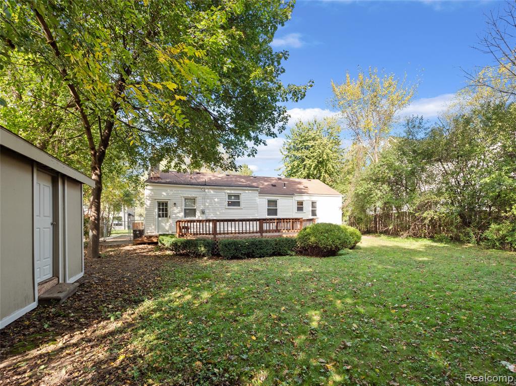 main property photo 39