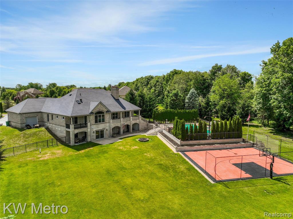 main property photo 15