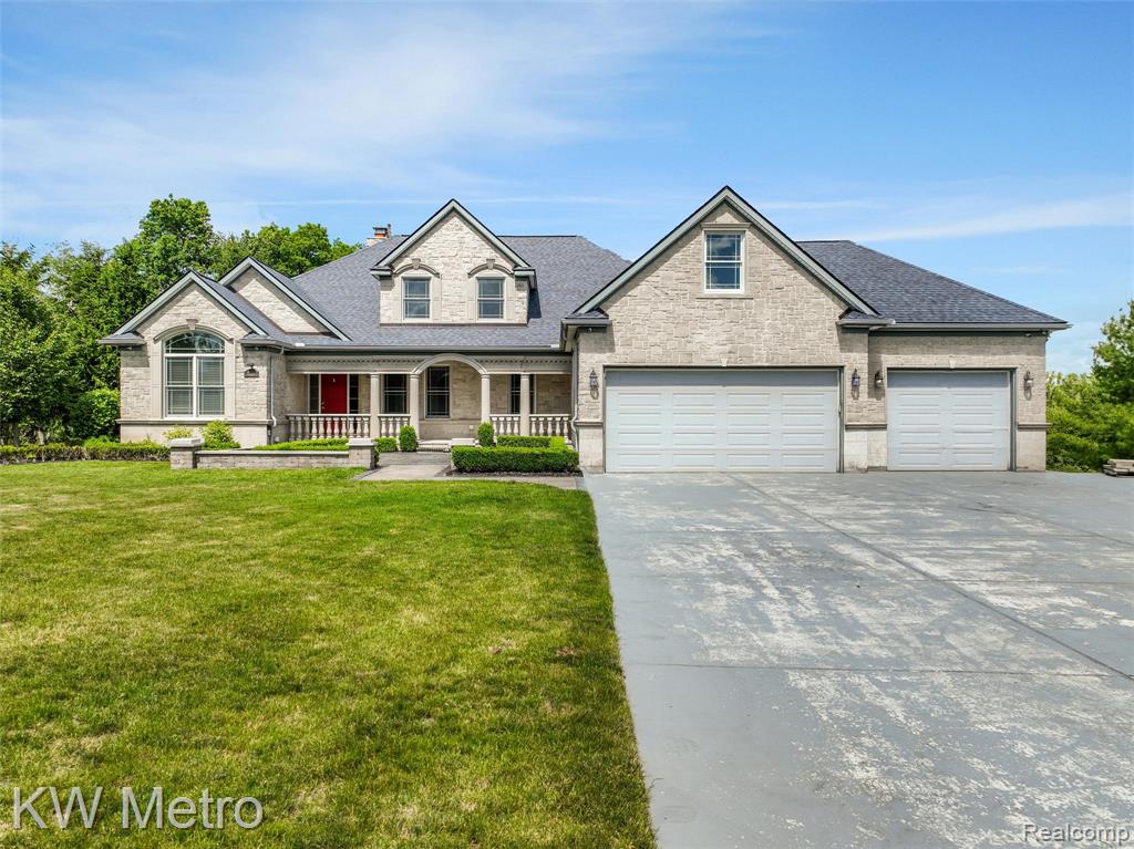 main property photo 4