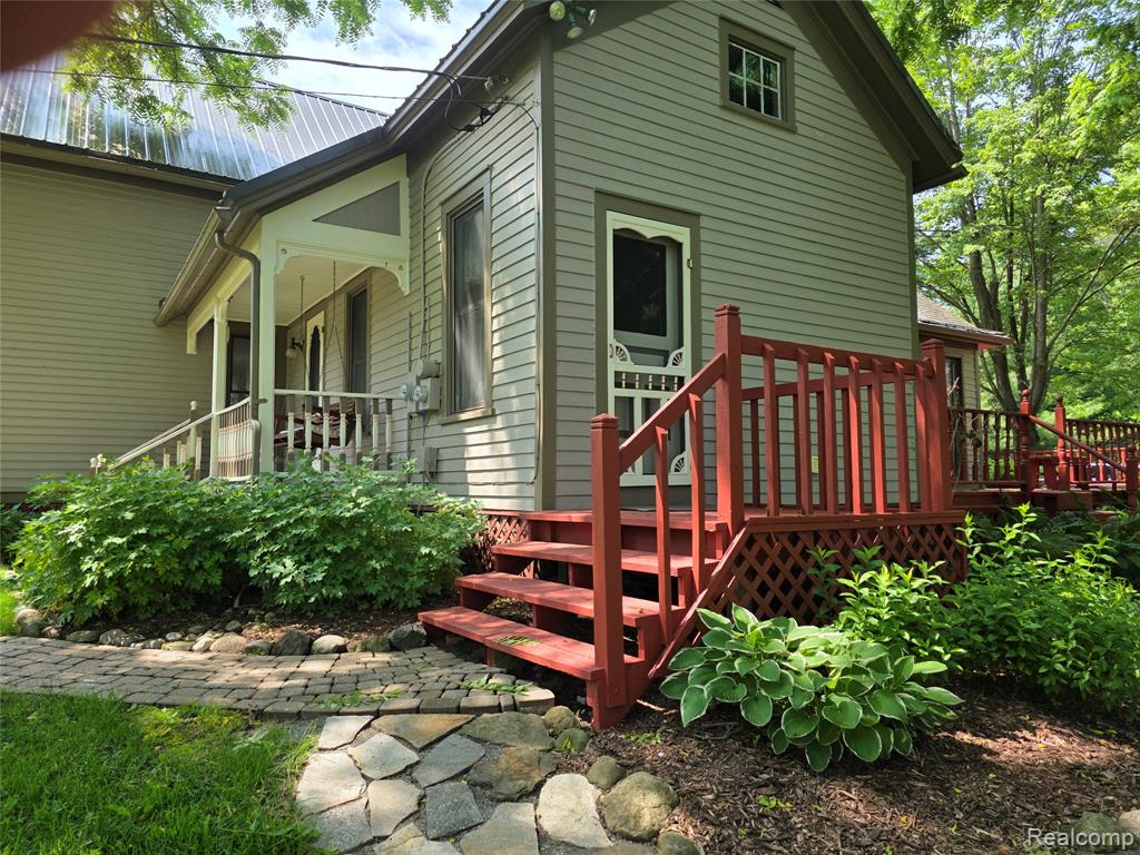 main property photo 12