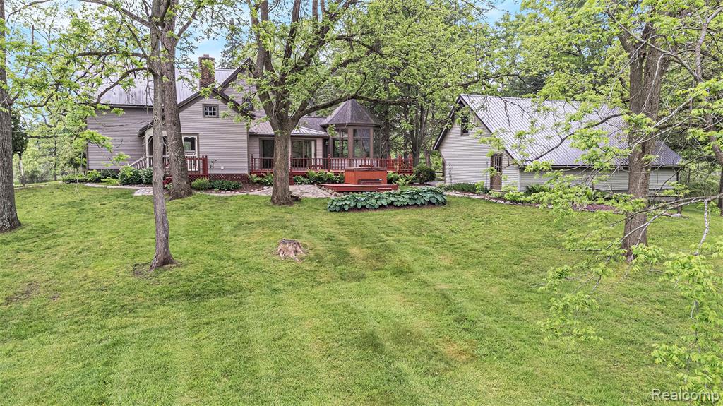 main property photo 22