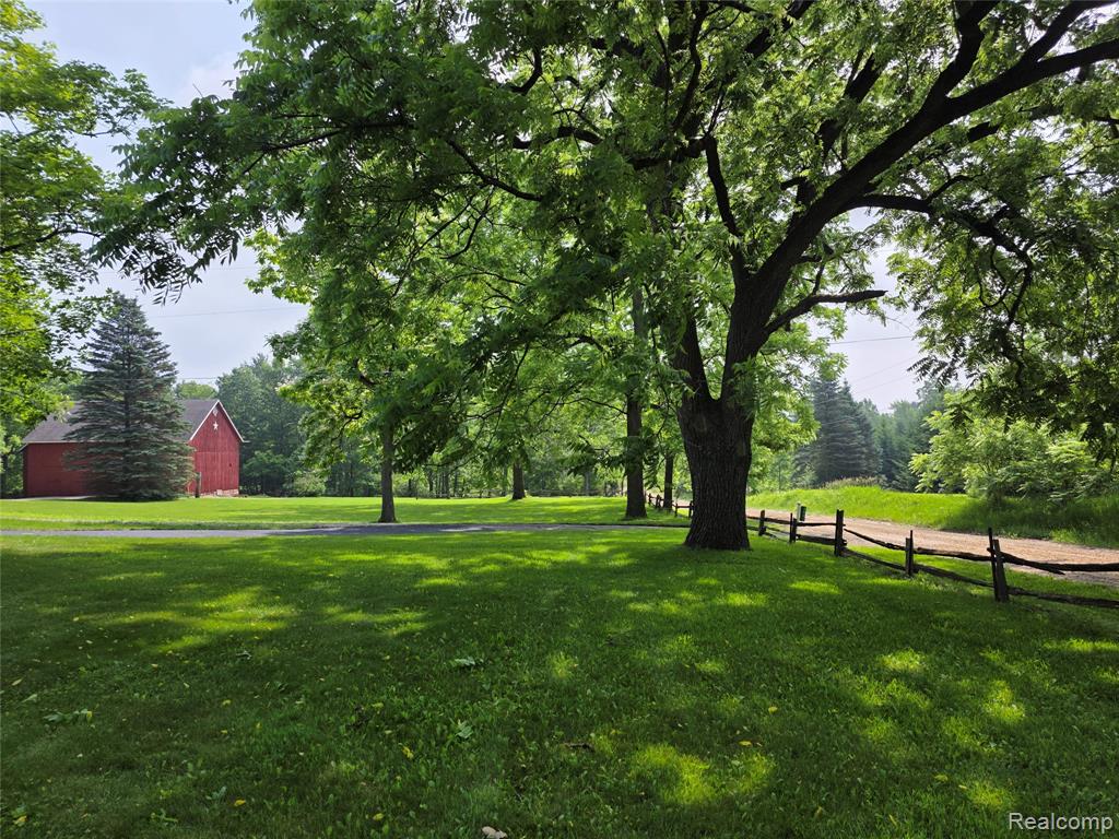 main property photo 74