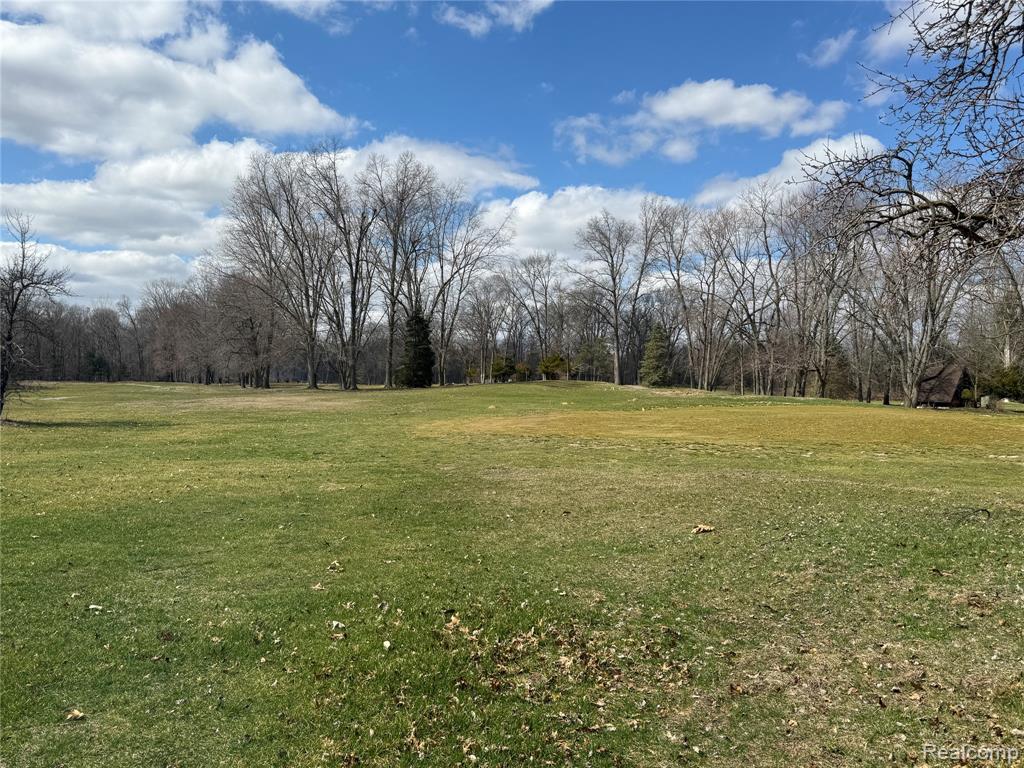main property photo 7