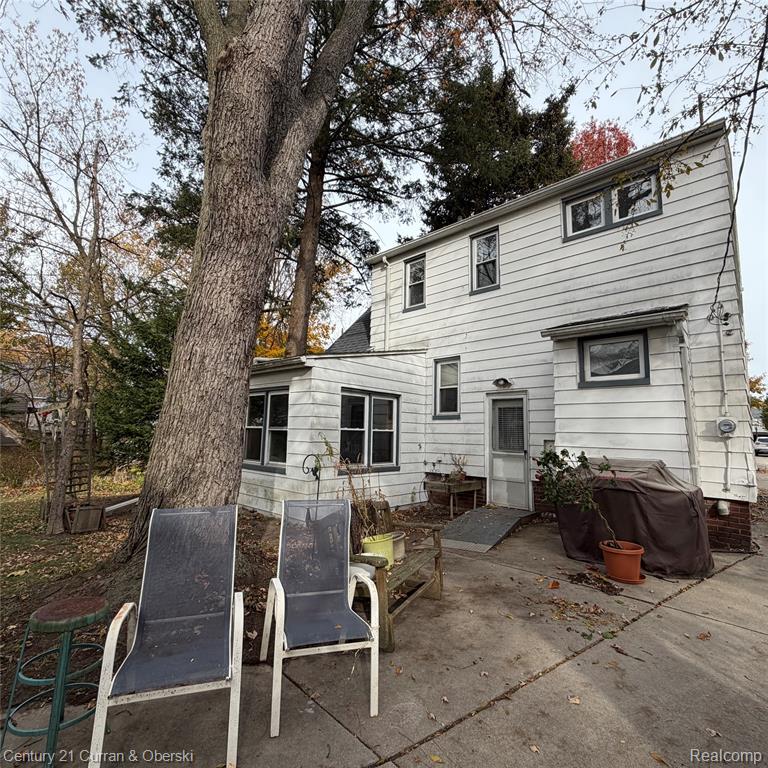 main property photo 11