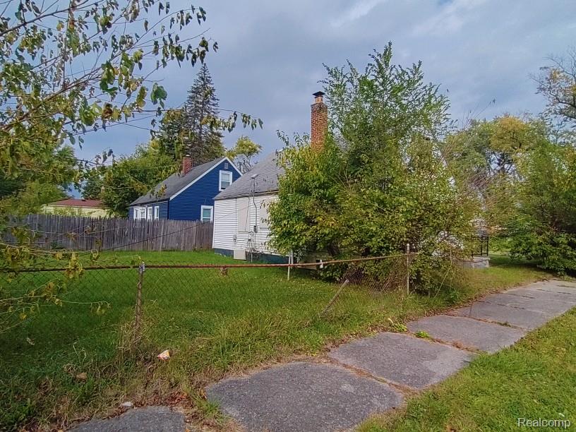 main property photo 4
