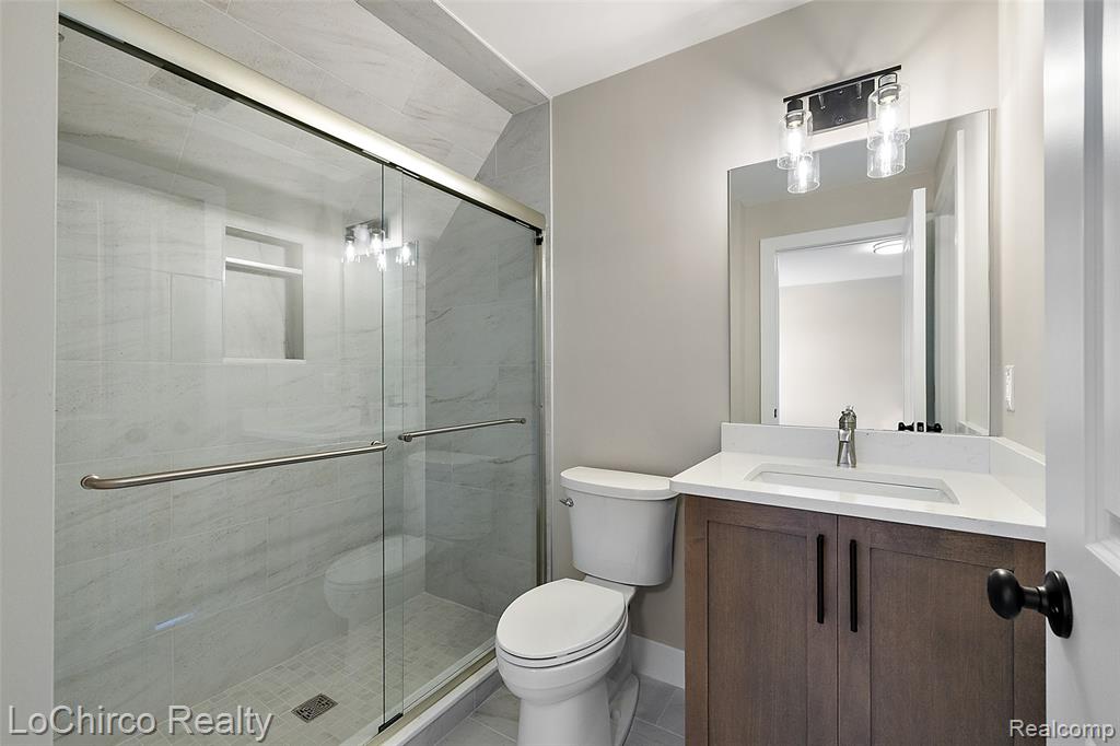 main property photo 69