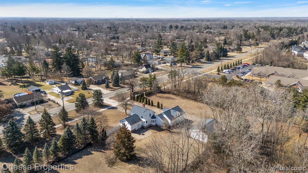 main property photo 19