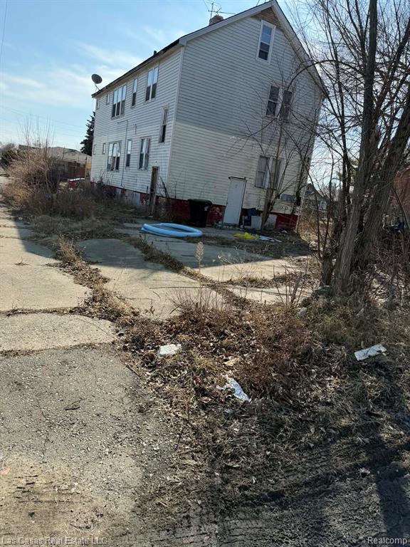 main property photo 2