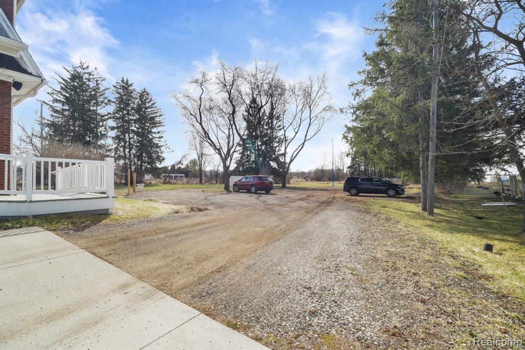main property photo 61