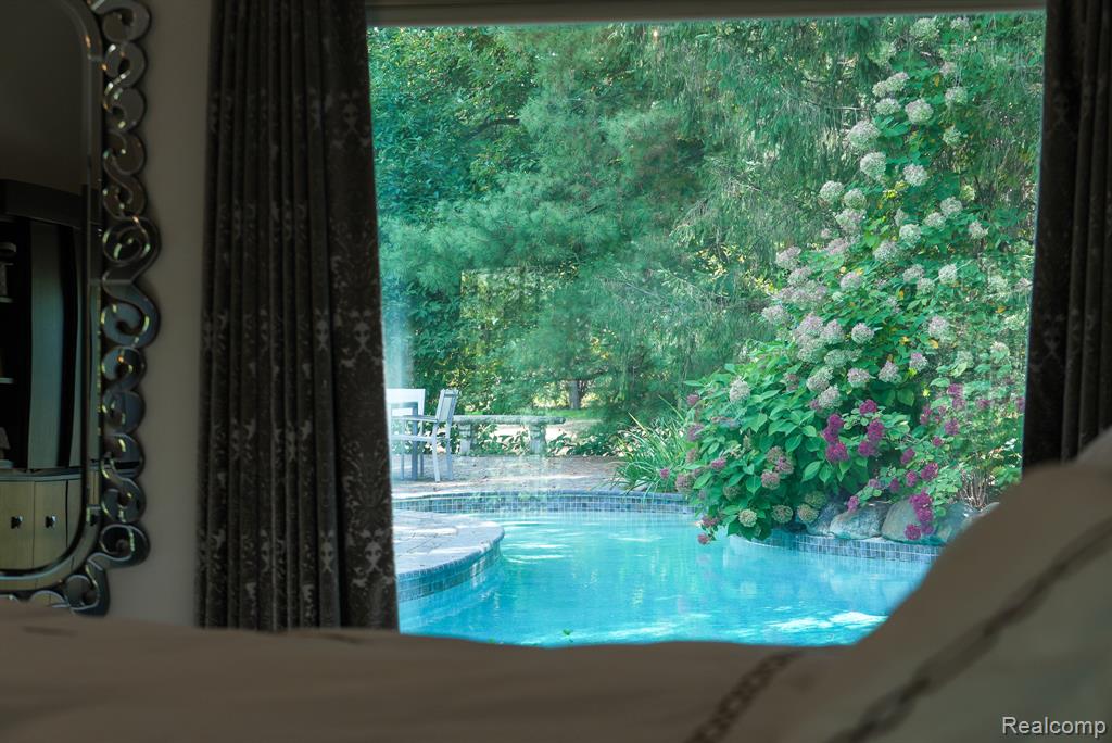 main property photo 59