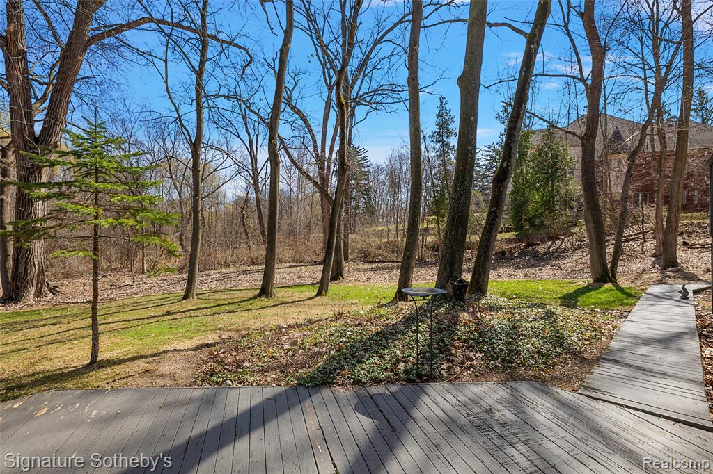 main property photo 46