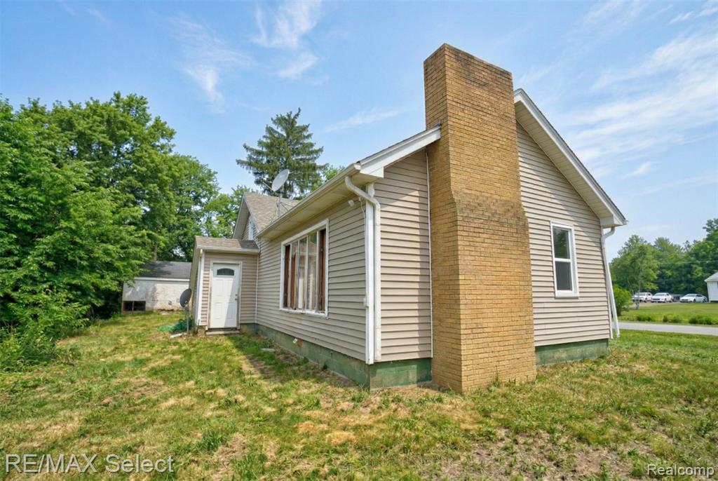 main property photo 4