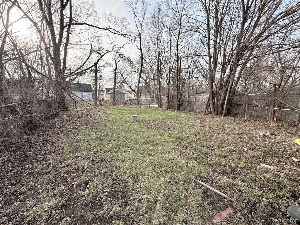 main property photo 12
