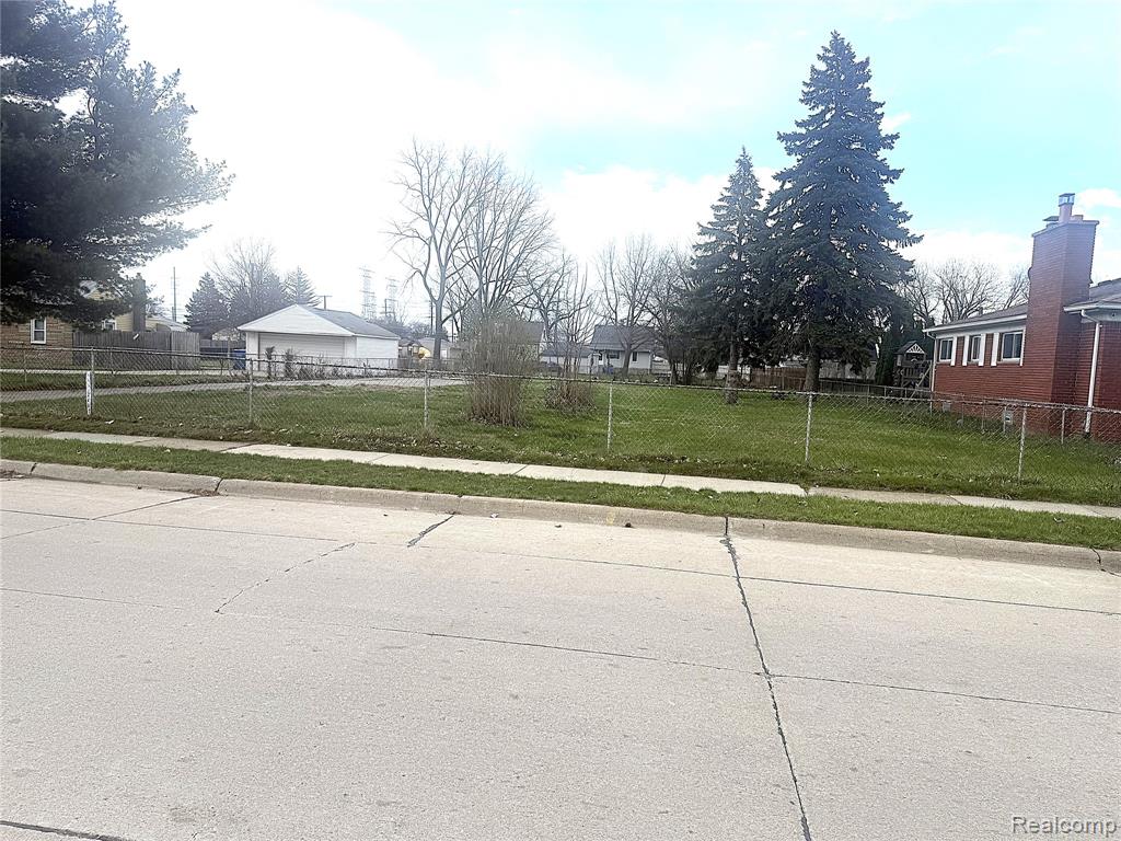 main property photo 7