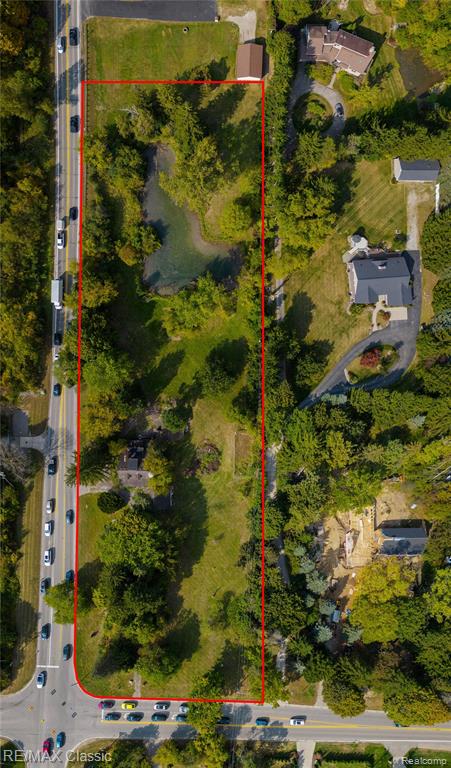 main property photo 12