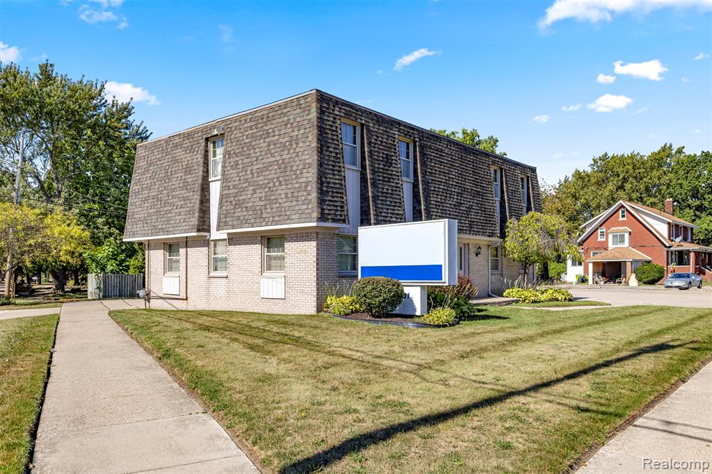 main property photo 4