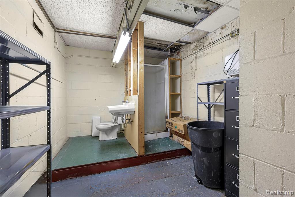 main property photo 72