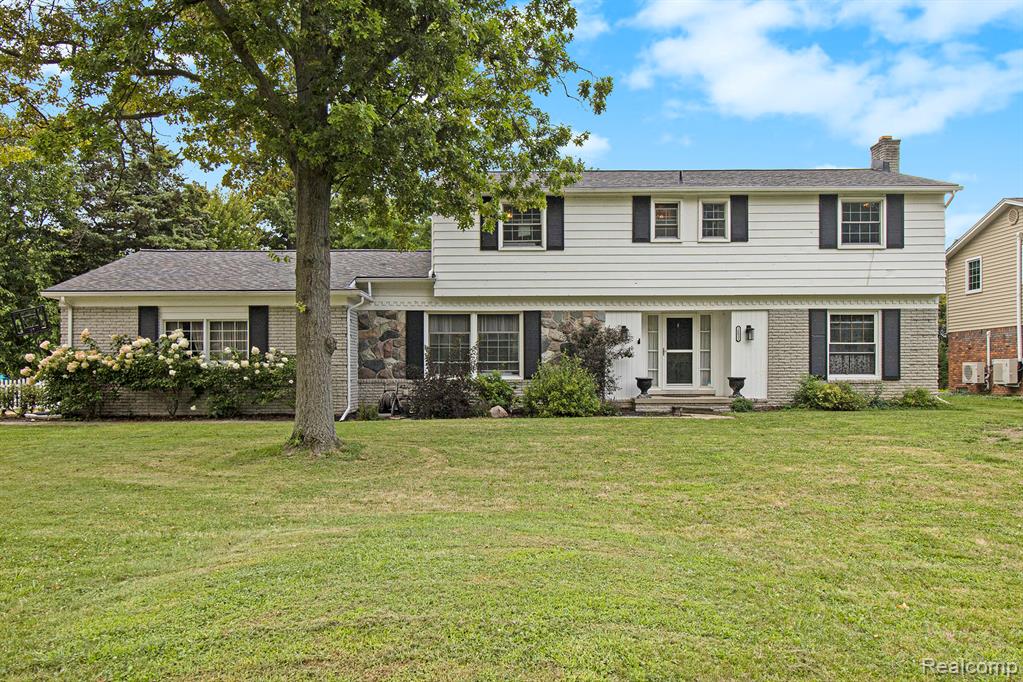 main property photo 4