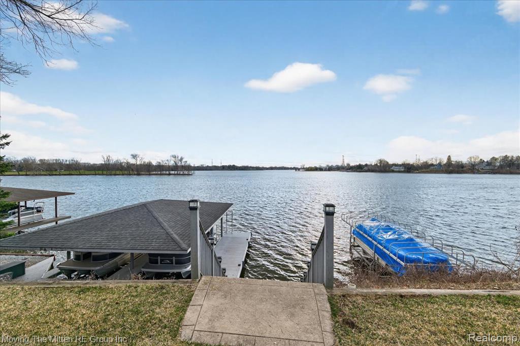 main property photo 45