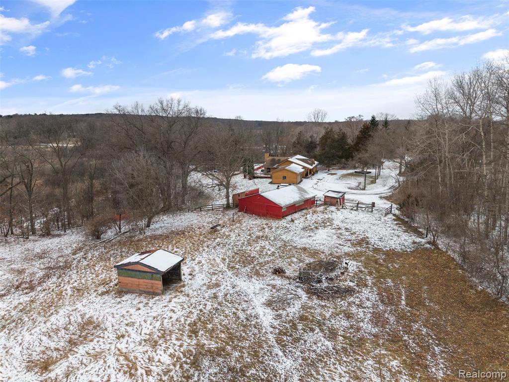main property photo 27