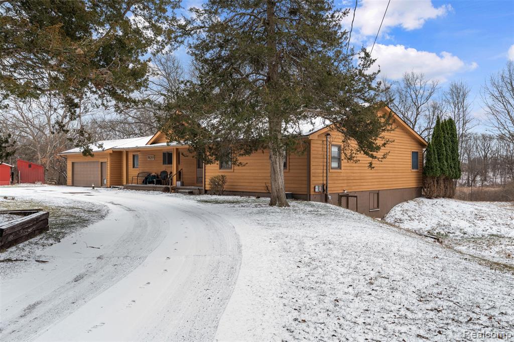 main property photo 3