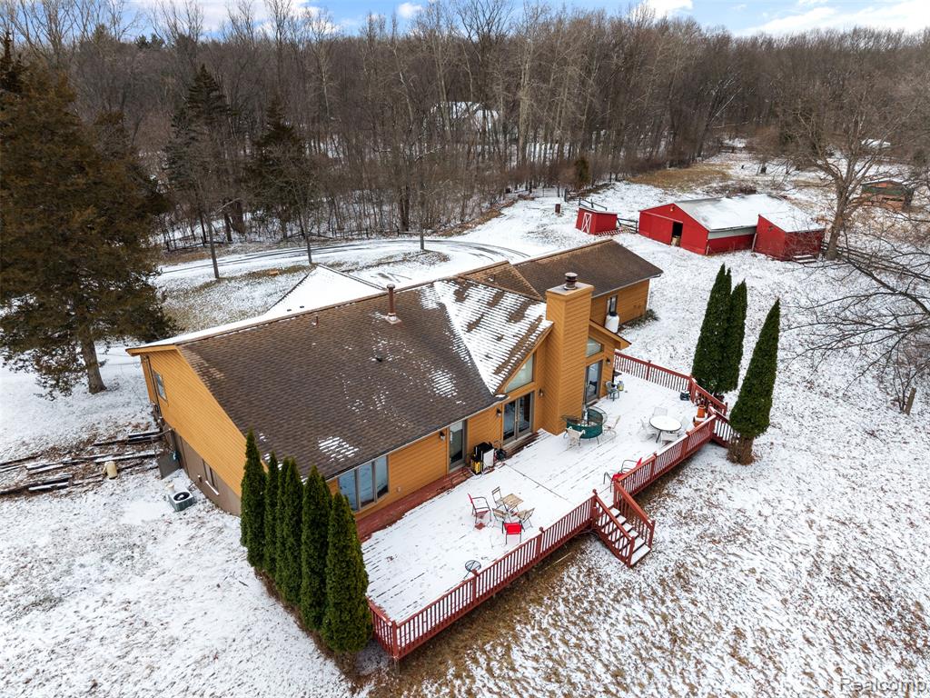 main property photo 34